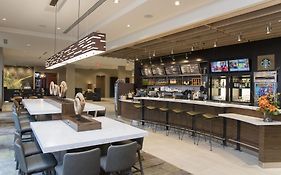 Courtyard By Marriott Holland Downtown